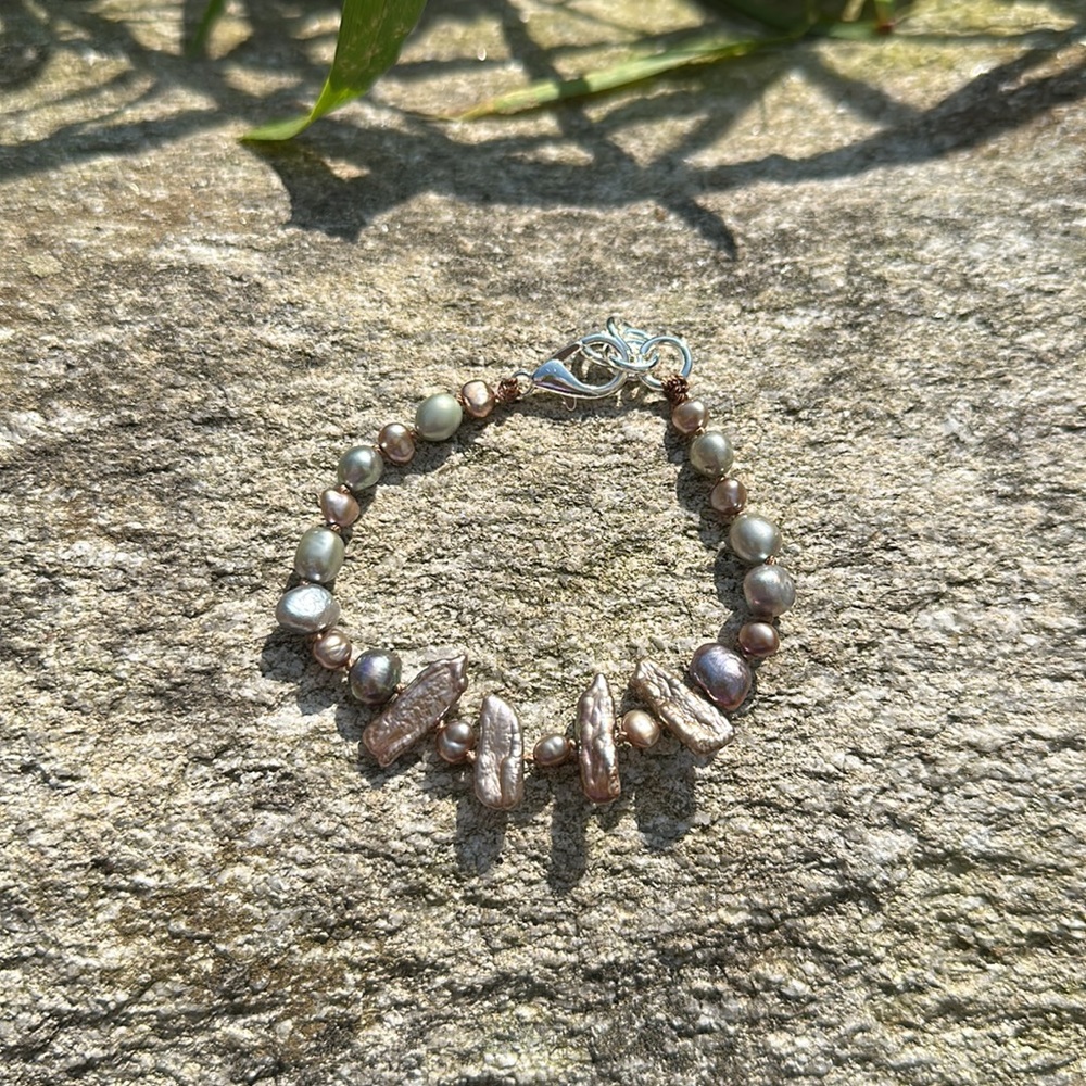 Champagne pearl bracelet - Picture 2 of 5